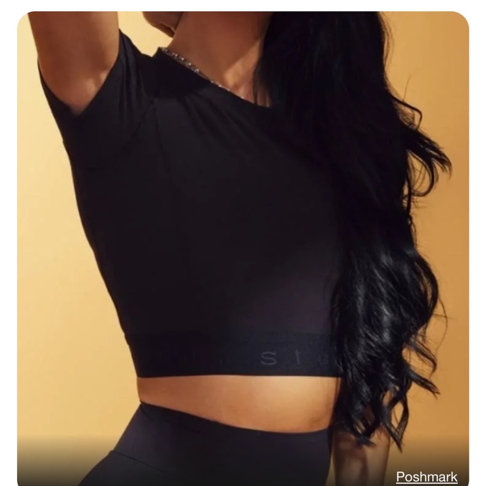 stori hero cropped t NWT size 8